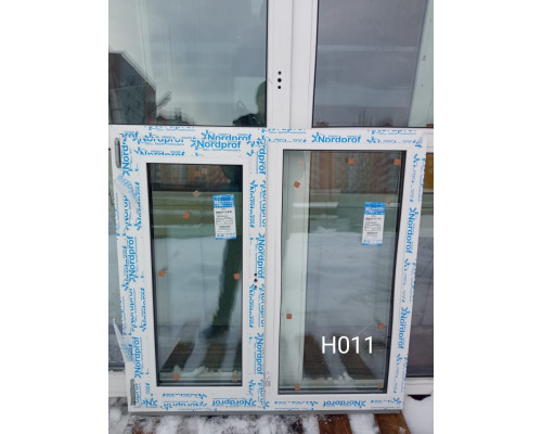 Пластиковое окно новое 1000×1000