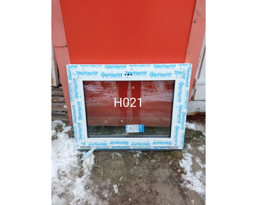 Пластиковое окно новое 700×900