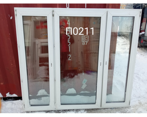 Пластиковое окно б/у 1690×1900