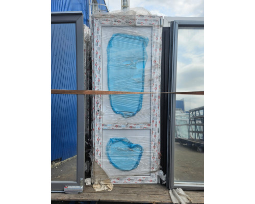 Балконная дверь б/у 2110×870