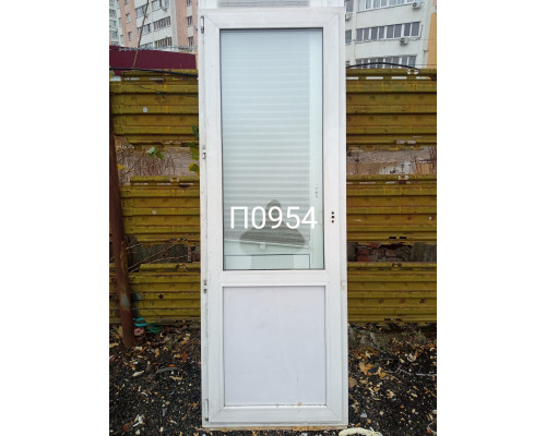 Пластиковое окно б/у 2120×740